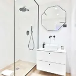 Beautifully & Design For 10p - 5min From The Marais Apartment Paris