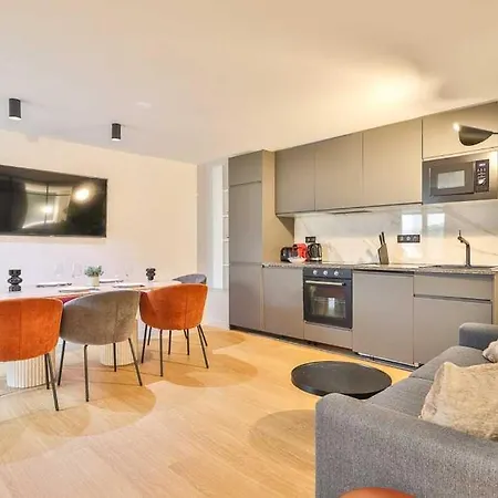 Beautifully & Design For 10p - 5min From The Marais Apartmán