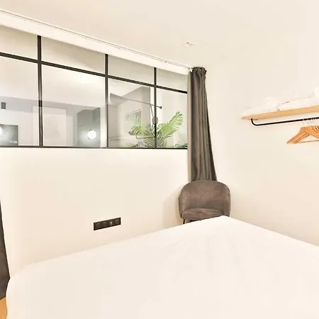 Apartament Beautifully & Design For 10p - 5min From The Marais Paryż